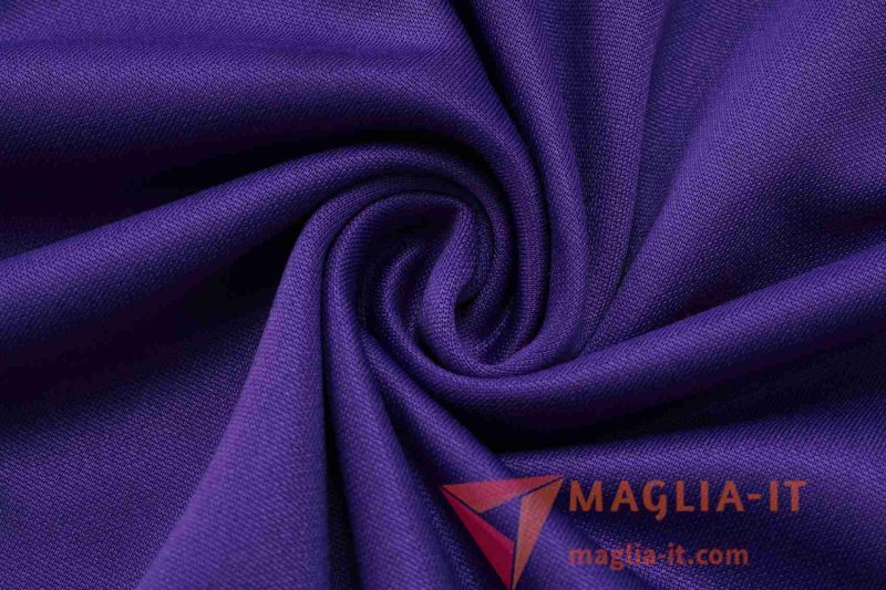 Nuova Insieme Tuta Calcio Real Madrid viola/Bianco 2025/2026 - immagine 2