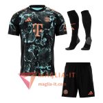 Completo Maglia Bayern Monaco Seconda (Pantaloncini + Calzini) 2024/25