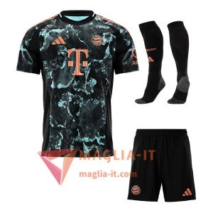 Completo Maglia Bayern Monaco Seconda (Pantaloncini + Calzini) 2024/25