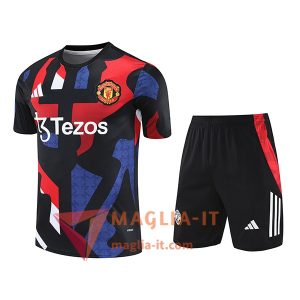 Kit da Allenamento Manchester United 2025/2026 - Maglia + Pantaloncini Nero/Blu/Rosso
