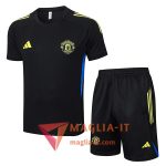 Nuova Kit da Allenamento Manchester United - Maglia + Pantaloncini 2025/2026 Nero/Blu/Giallo
