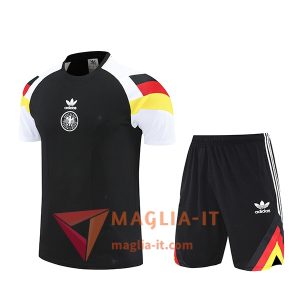 Kit da Allenamento Real Madrid - Maglia + Pantaloncini 2025/2026 Nero