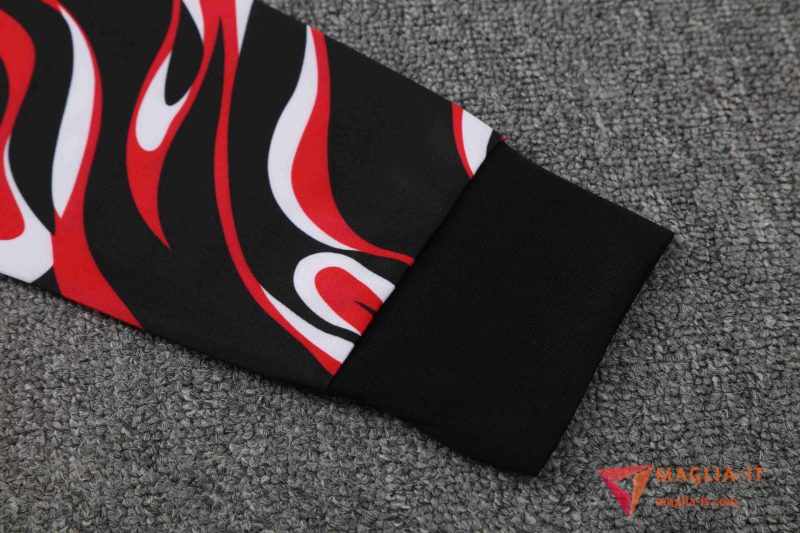 Insieme Giacca Con Cappuccio Tuta Manchester United 2025/2026 Rosso/Nero/Bianco - immagine 2